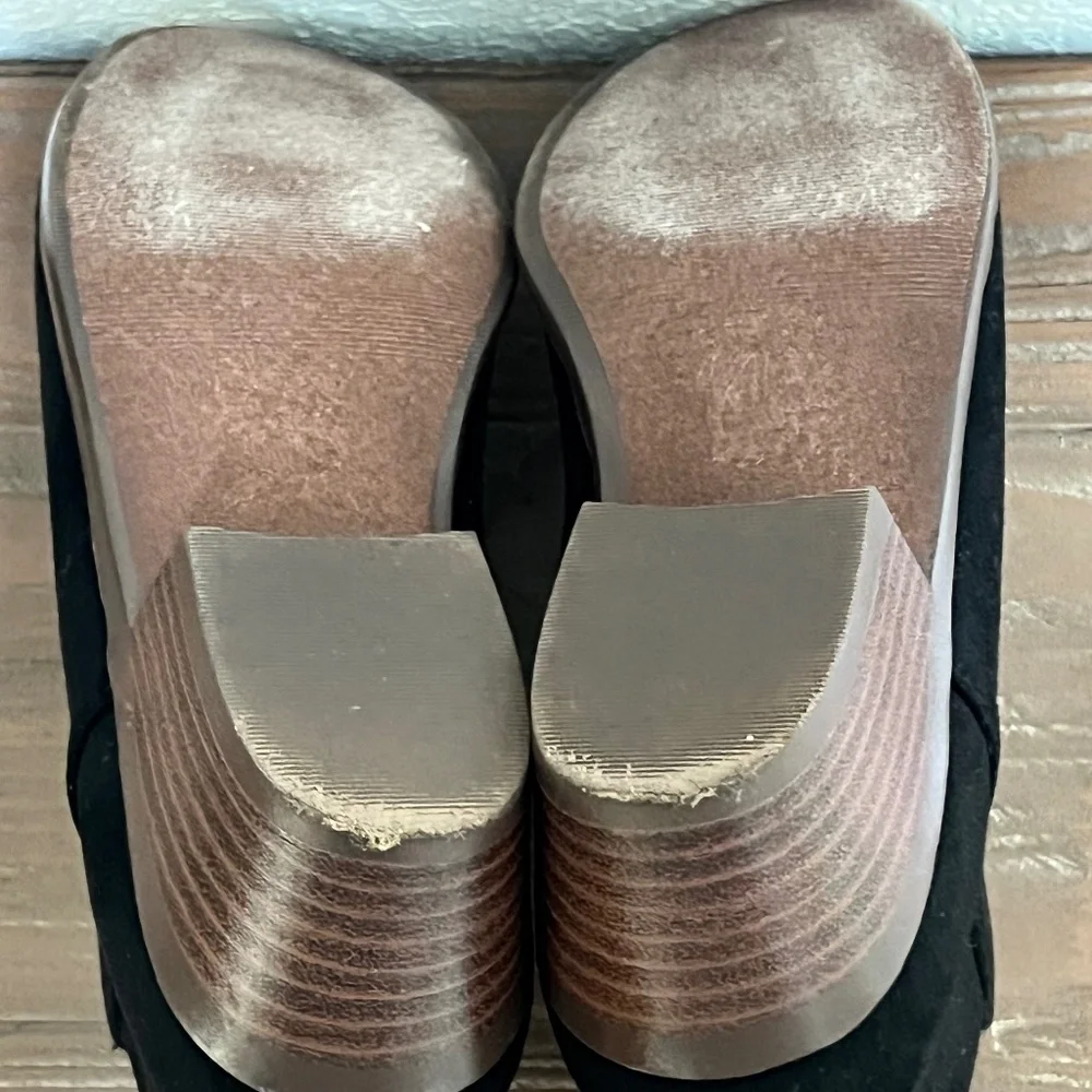 Soda Western Inspired Bootie w/Zipper and Chucky Low Stacked Heels Size 9
